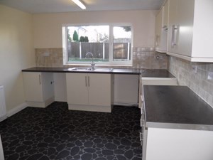 Kitchen Diner- click for photo gallery